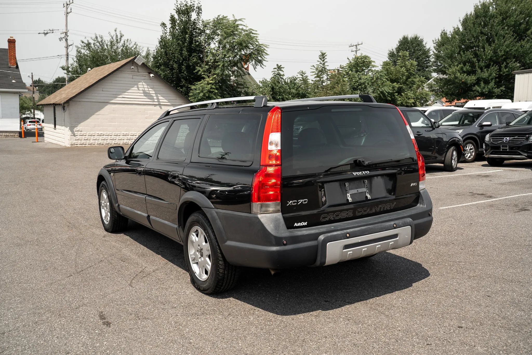 Used 2006 Volvo XC70 AWD/4WD image 2