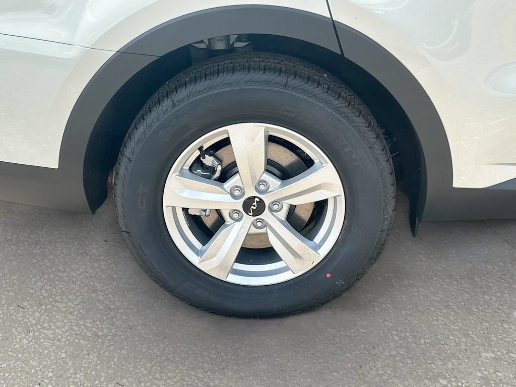 New 2026 Kia Sorento LX FWD image 29