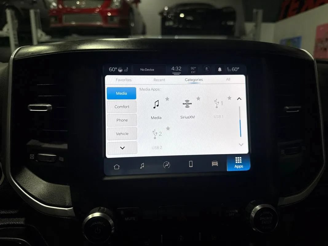 Used 2022 RAM 1500 Big Horn AWD/4WD image 82
