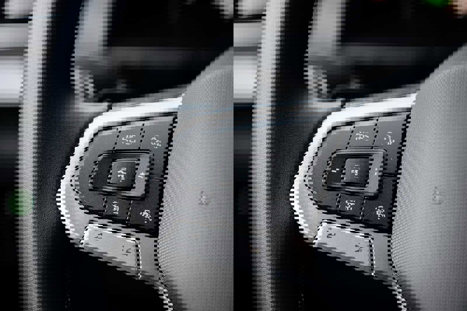 New 2026 Volkswagen Atlas SEL image 29