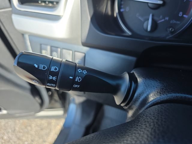 Used 2018 Toyota Highlander FWD V6 image 21