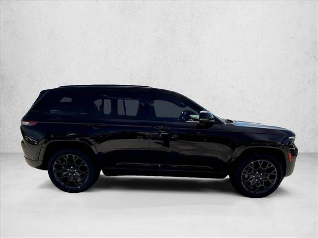 New 2025 Jeep Grand Cherokee Summit w/ Obsidian Package AWD/4WD image 5