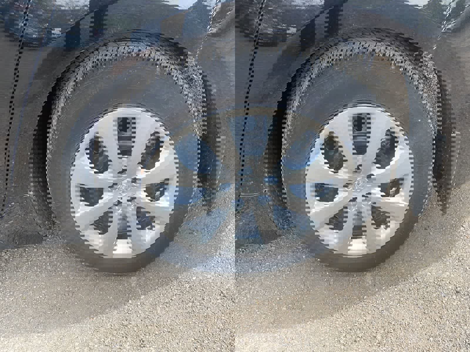 Used 2023 Toyota Corolla LE FWD image 22