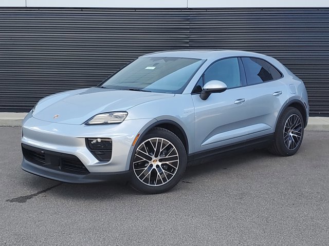 Used 2025 Porsche Macan Electric image 1