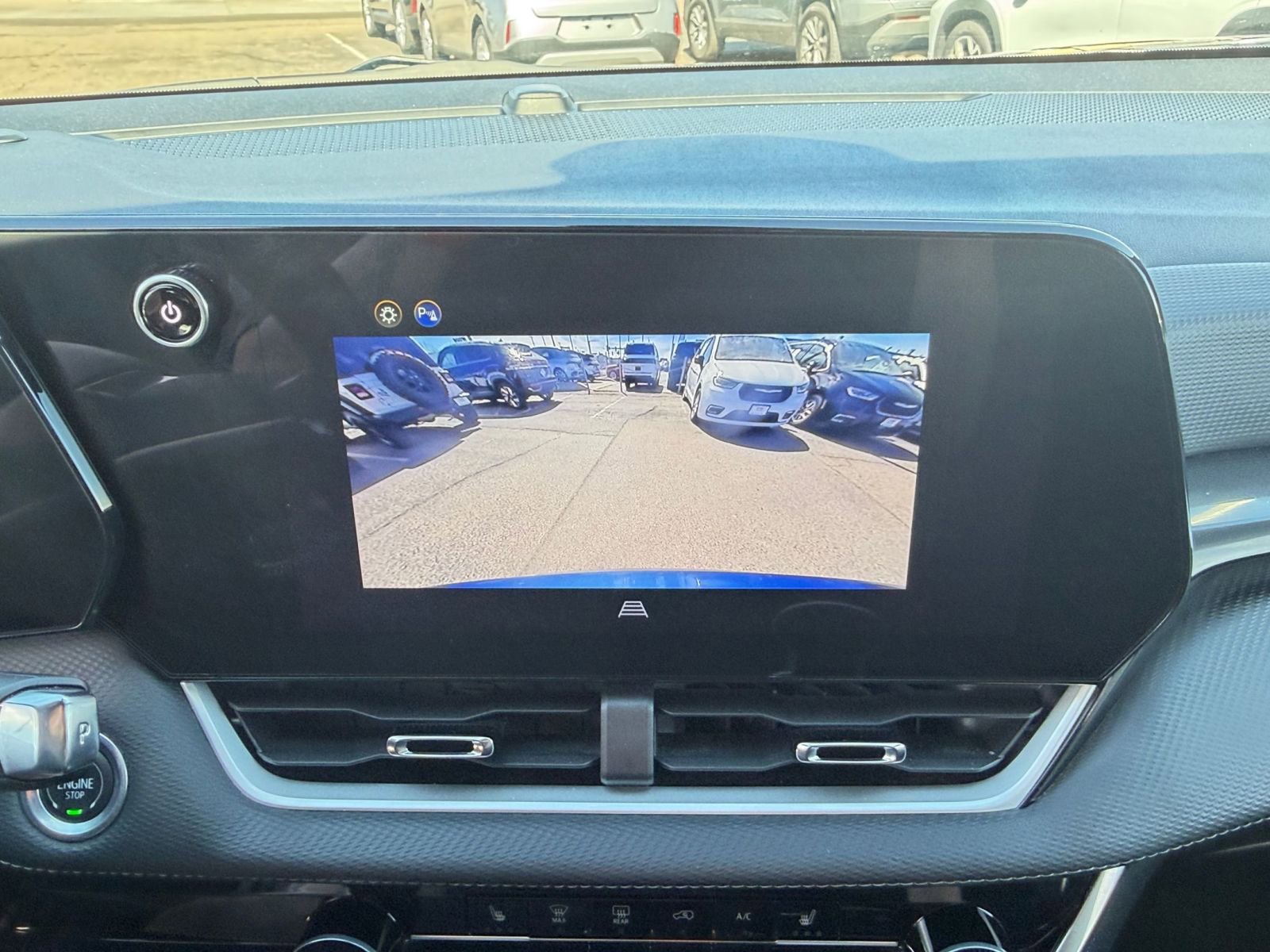 Used 2025 Chevrolet Equinox LT image 23