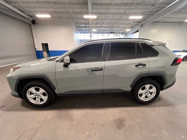 Used 2021 Toyota RAV4 XLE AWD/4WD image 6