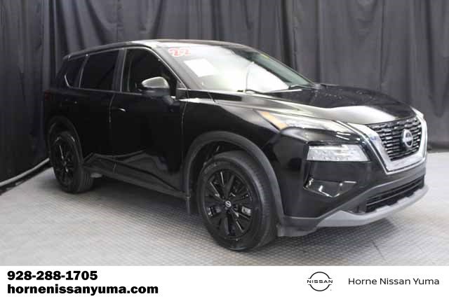 Used 2022 Nissan Rogue SV image 1