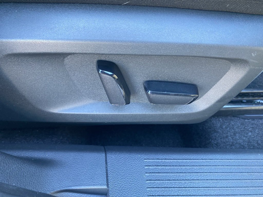 Used 2023 Nissan Rogue SL image 11