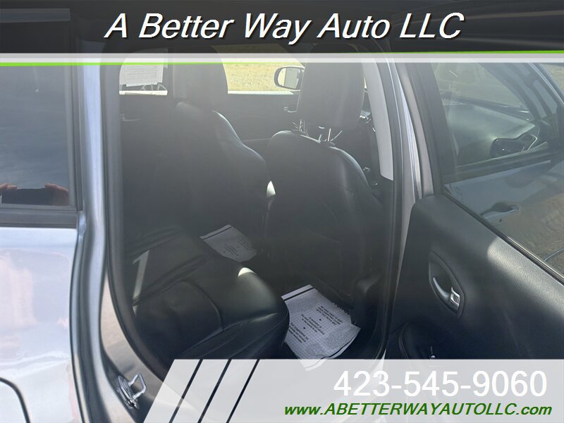 Used 2018 Jeep Compass Limited w/ Safe & Security Group AWD/4WD image 7
