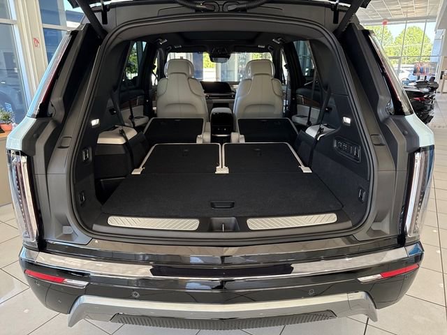 New 2026 Cadillac Vistiq Sport image 6