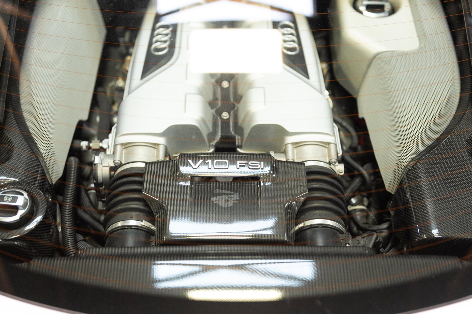 Used 2011 Audi R8 V10 image 35