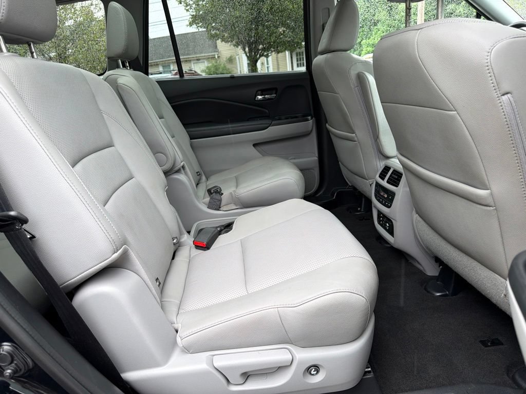 Used 2017 Honda Pilot Elite image 26