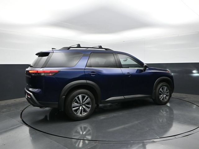 Used 2026 Nissan Pathfinder SL FWD image 7