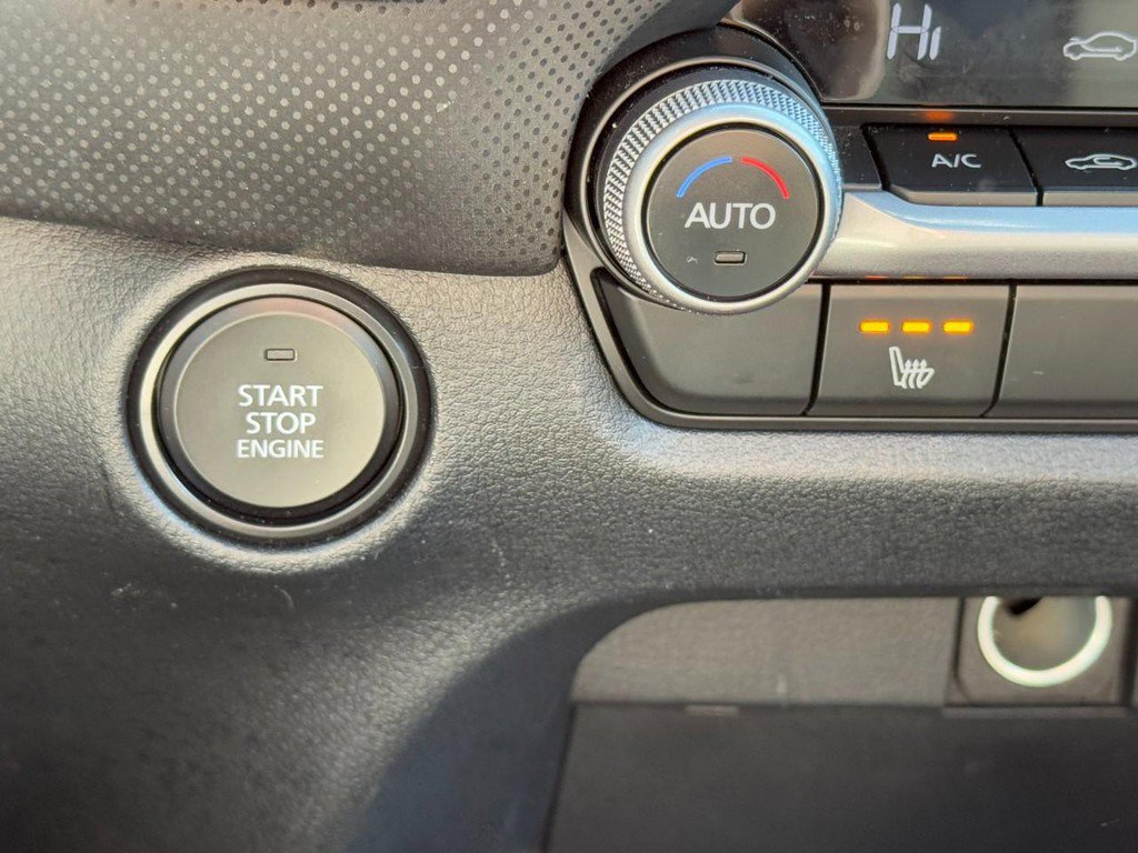 Used 2025 MAZDA CX-50 AWD 2.5 S w/ Premium Package image 19