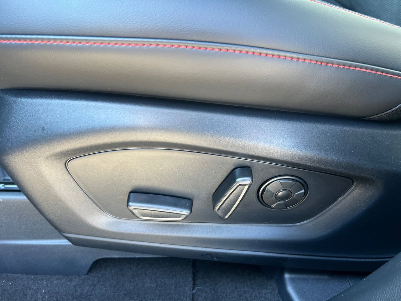 New 2026 Ford Explorer ST w/ Sun And Sound Package image 33