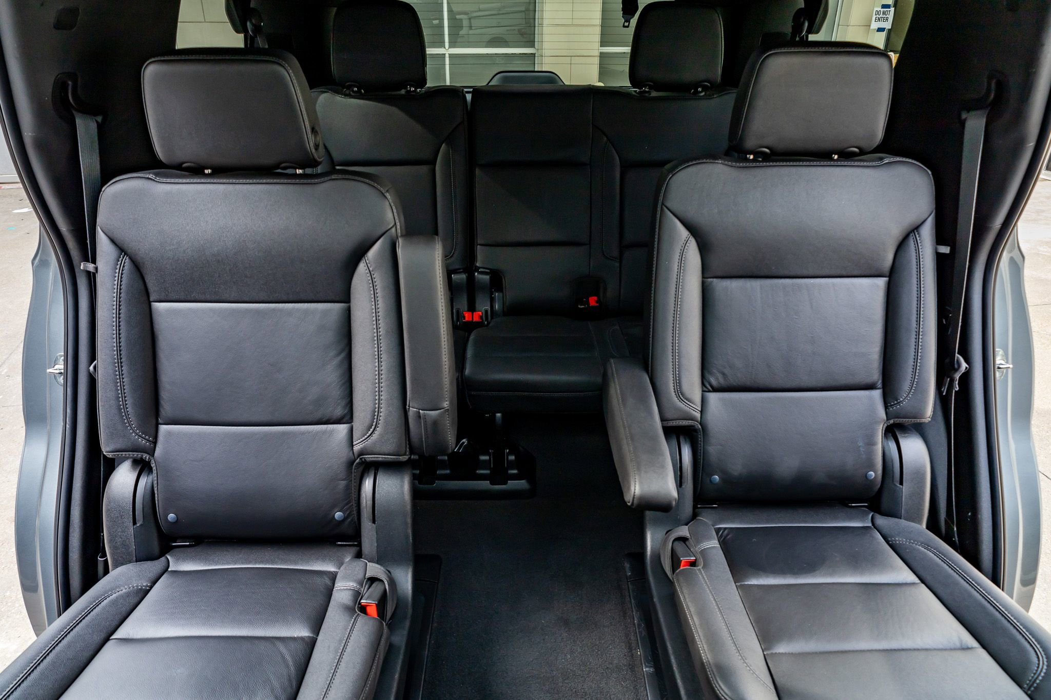 Used 2023 Chevrolet Tahoe LT w/ LT Signature Plus Package image 35