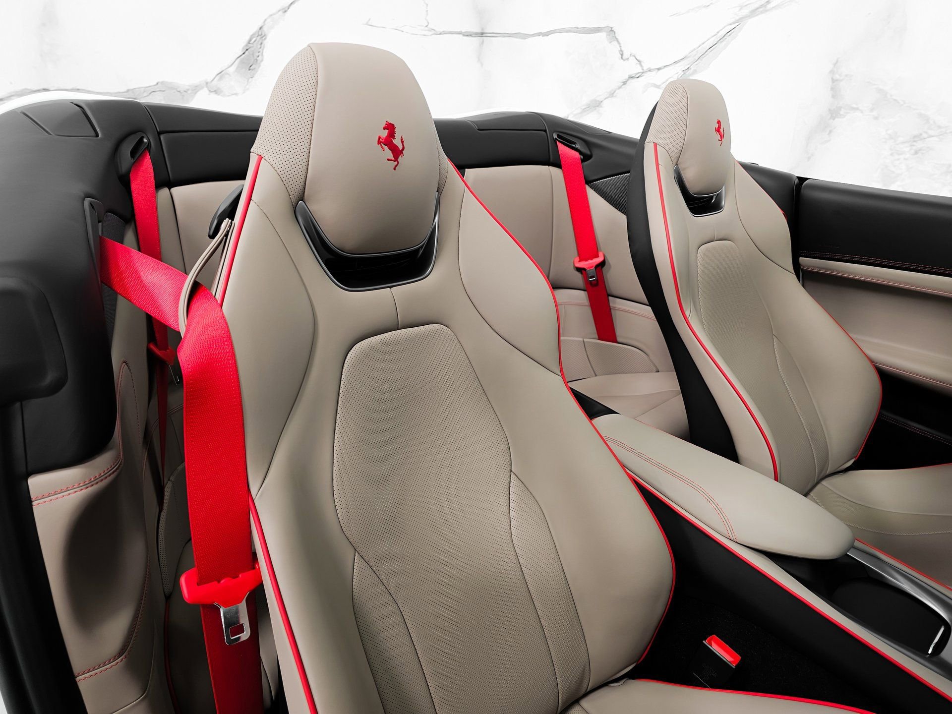 Used 2023 Ferrari Portofino M image 33