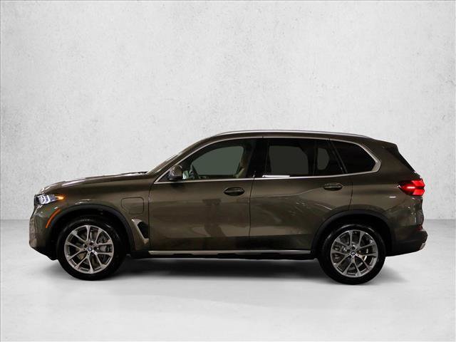 New 2026 BMW X5 xDrive50e AWD/4WD image 9