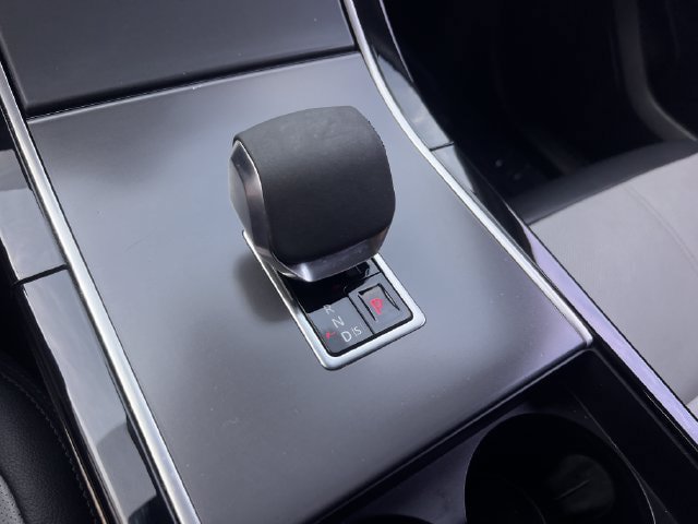 Used 2024 Land Rover Range Rover Velar Dynamic SE AWD/4WD image 29