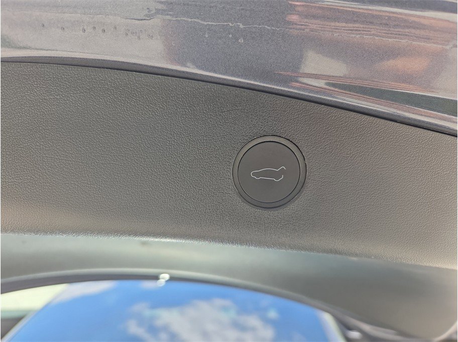 Used 2023 Tesla Model 3 Performance AWD/4WD image 48