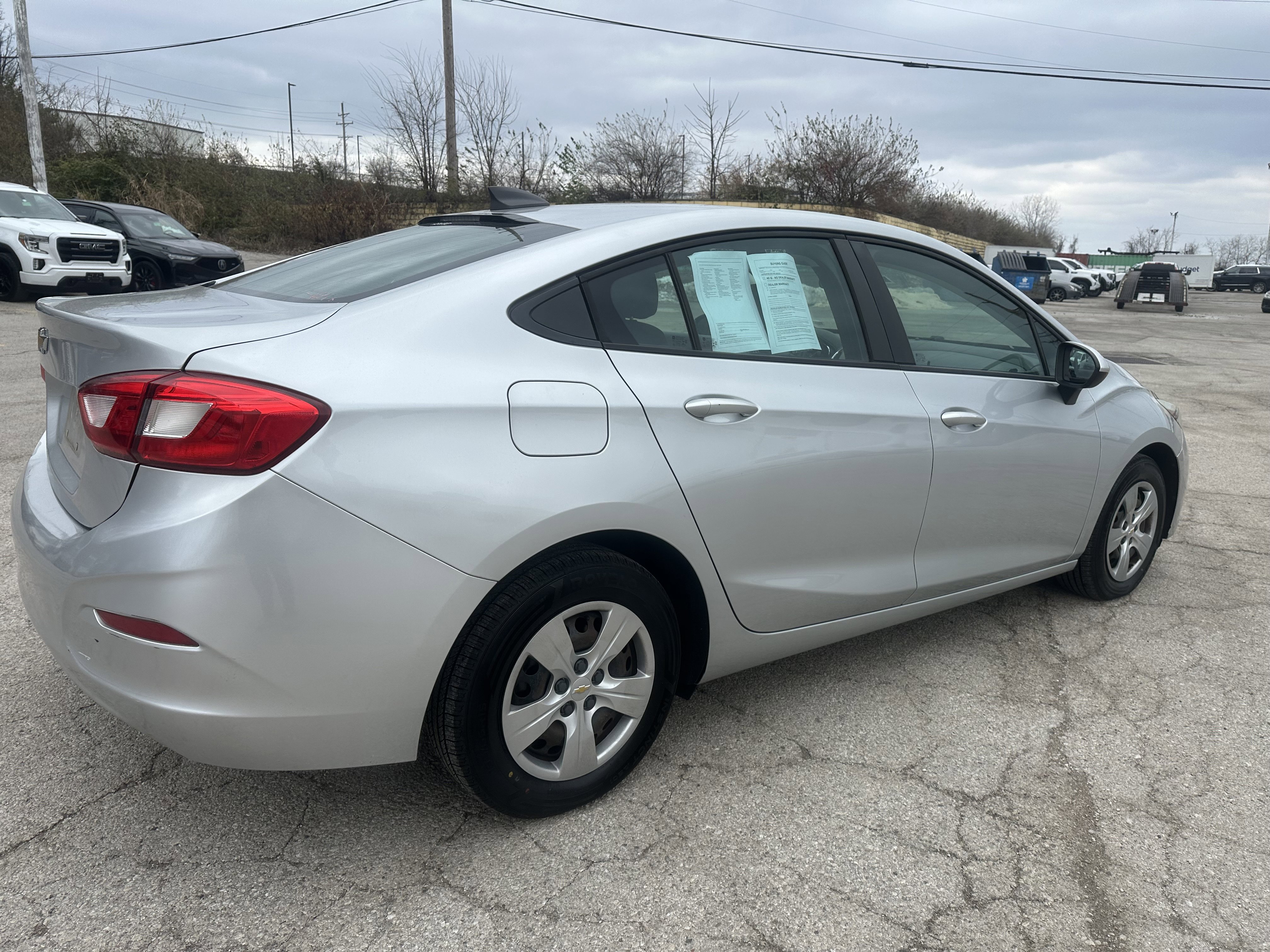 Used 2018 Chevrolet Cruze LS image 7