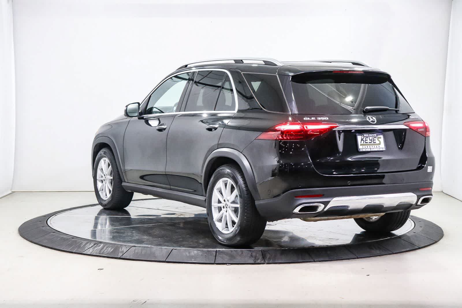 Used 2024 Mercedes-Benz GLE 350 4MATIC w/ 3rd Row Seat Package image 2