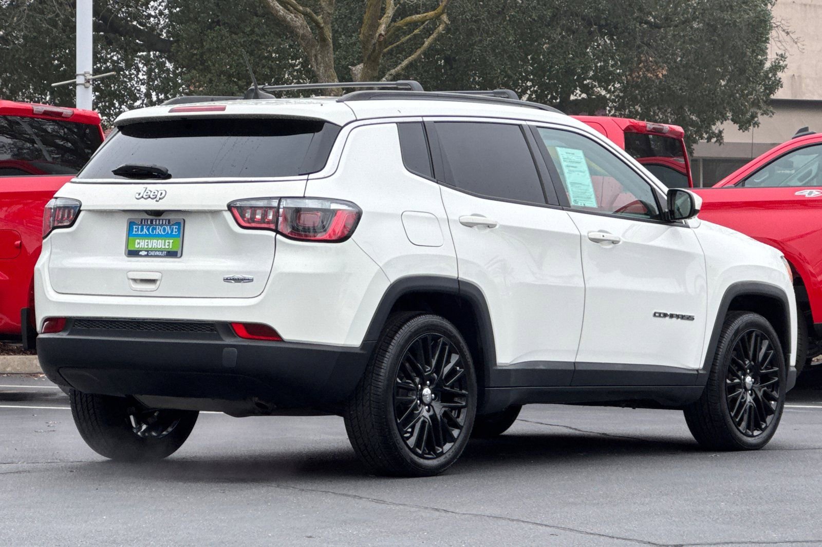 Used 2018 Jeep Compass Latitude w/ Popular Equipment Group image 3