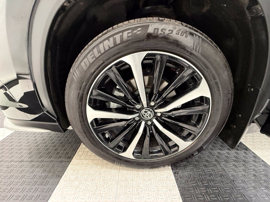 Used 2022 Toyota Highlander XSE AWD/4WD image 12
