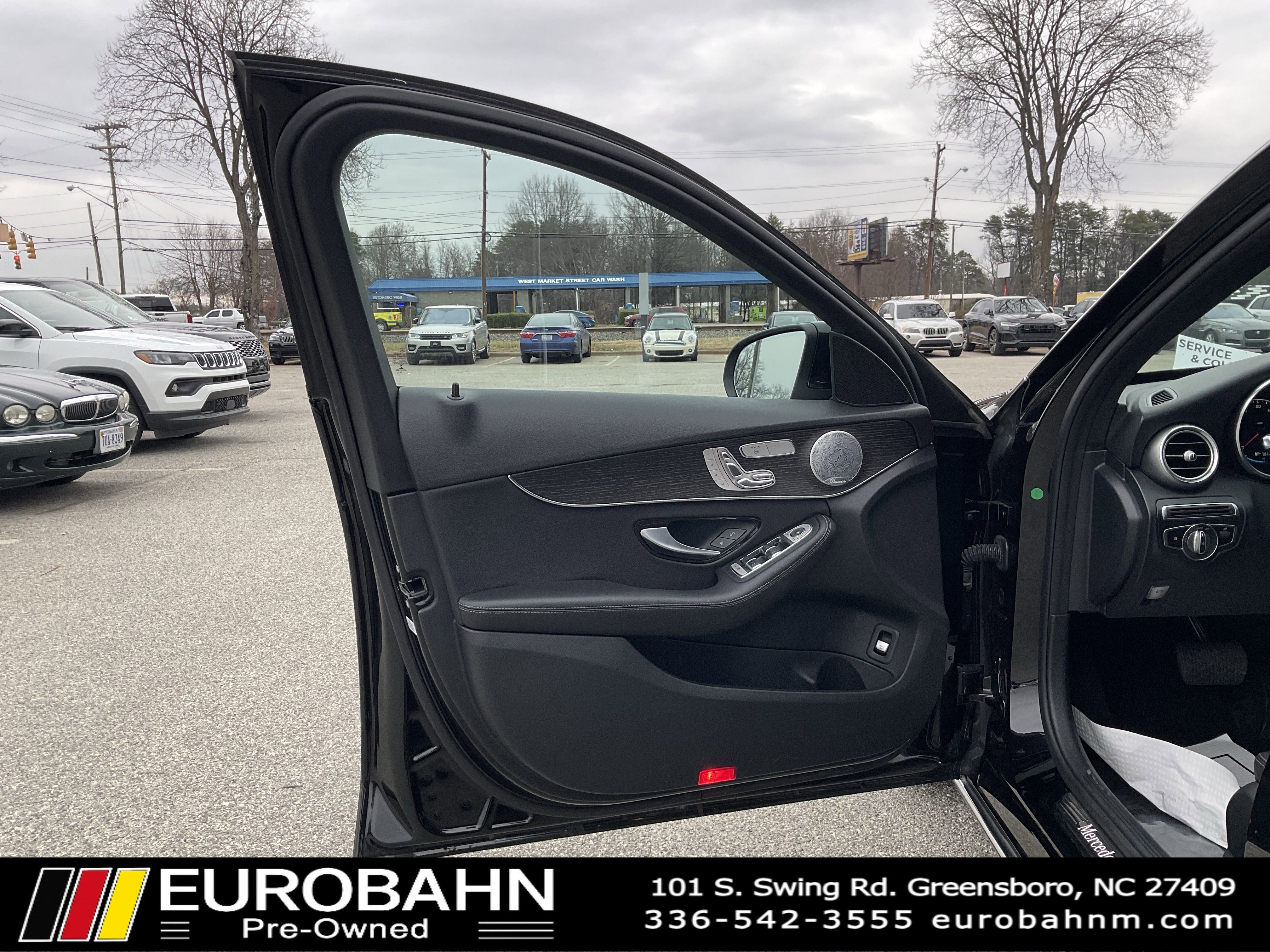 Used 2021 Mercedes-Benz C 300 Sedan w/ Premium Package image 9