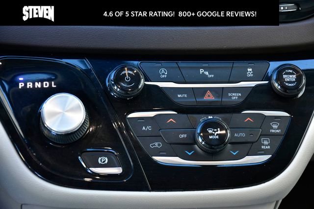 Used 2020 Chrysler Pacifica Touring-L image 22