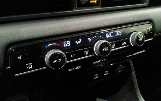 Used 2026 Honda Pilot Sport image 22