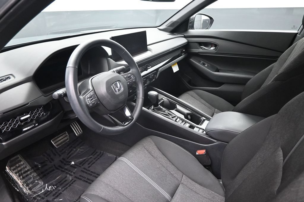 Used 2024 Honda Accord Sport image 16