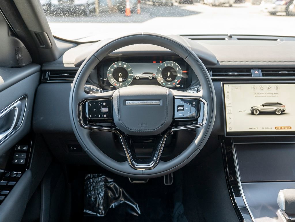 New 2026 Land Rover Range Rover Velar Dynamic SE image 12