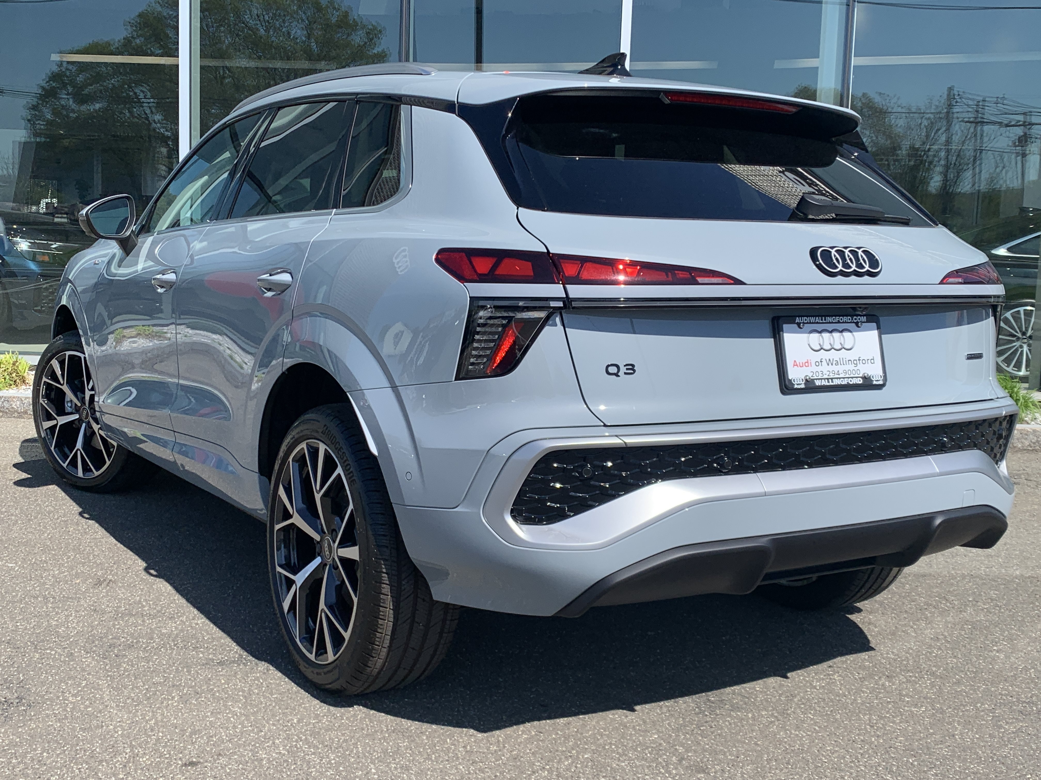 New 2026 Audi Q3 quattro 2.0T AWD/4WD image 3