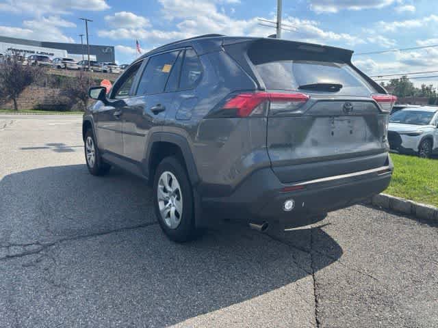 Used 2019 Toyota RAV4 LE AWD/4WD image 6