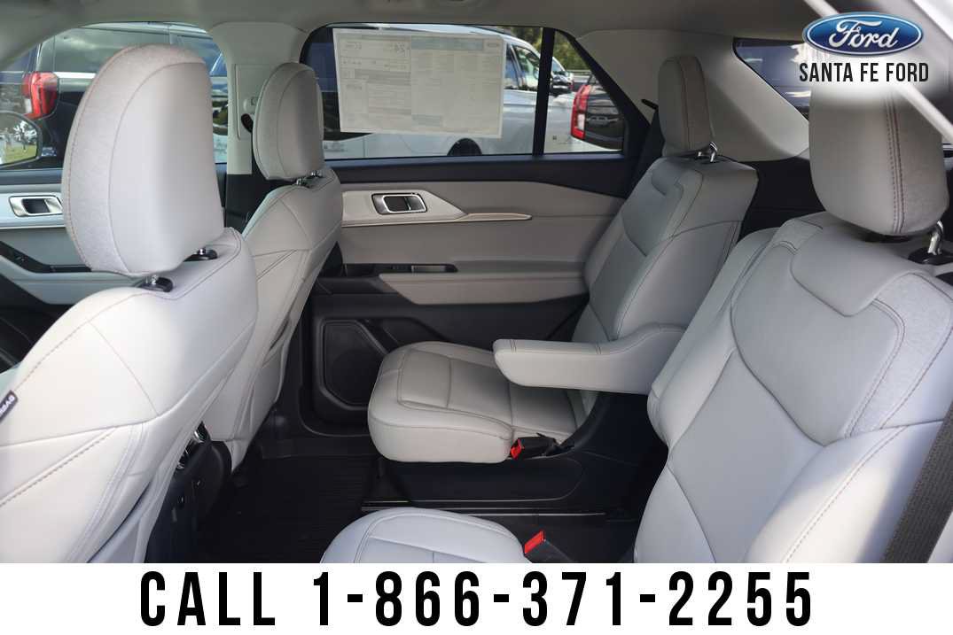 New 2026 Ford Explorer Active w/ Active Comfort Package RWD image 20
