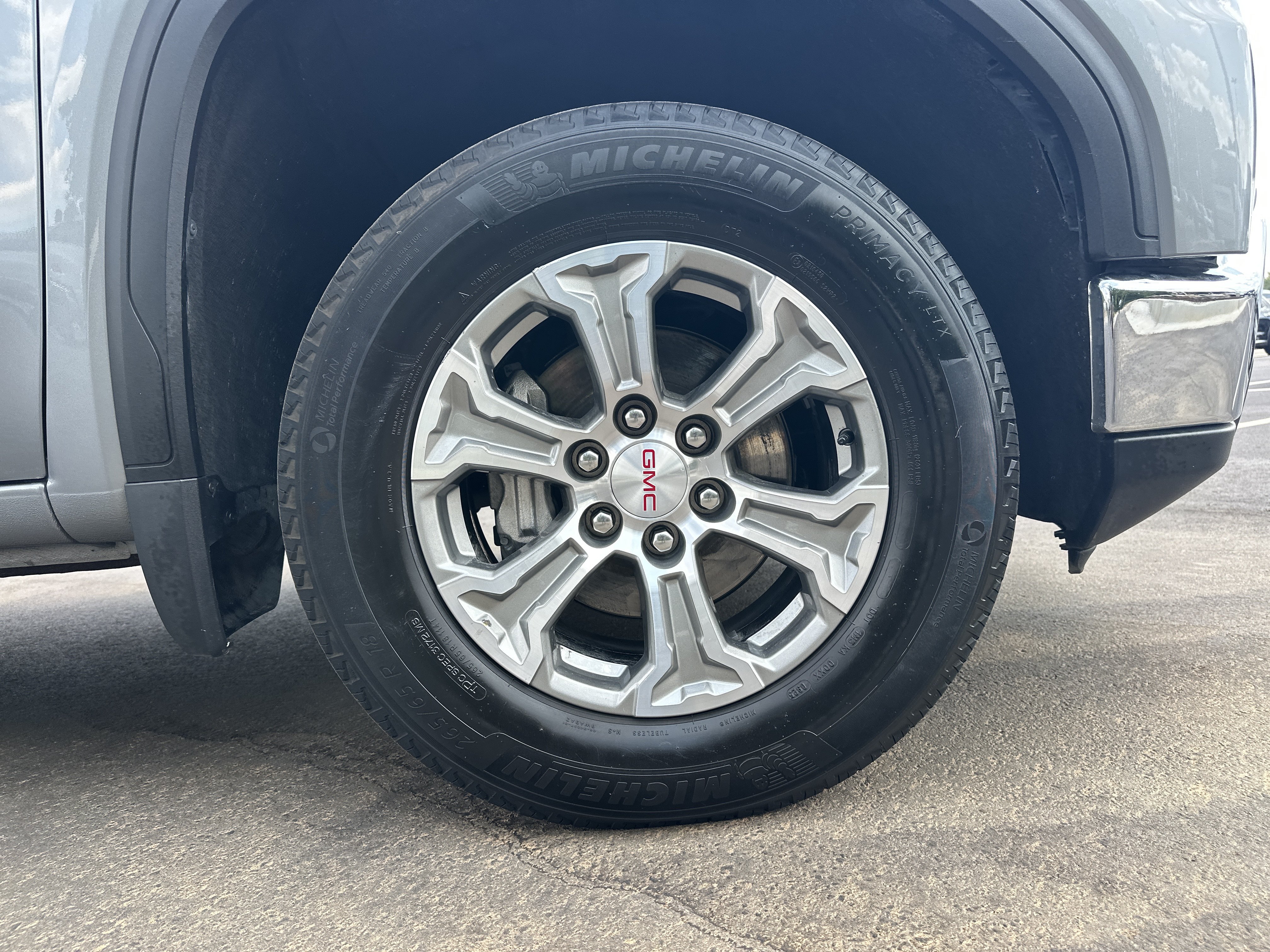 Used 2025 GMC Sierra 1500 SLT AWD/4WD image 13