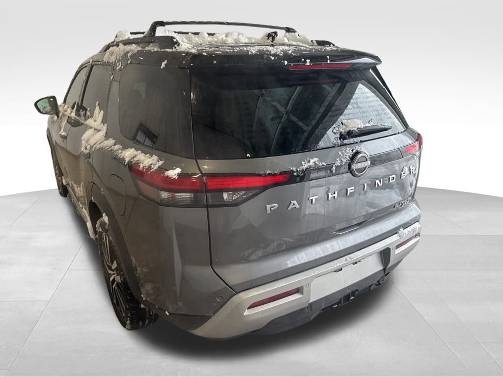 Used 2023 Nissan Pathfinder Platinum w/ Lighting Package (N93) image 3