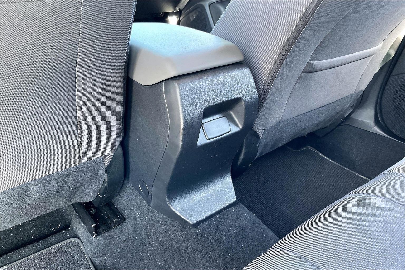 Certified 2024 Subaru Crosstrek 2.0i image 23