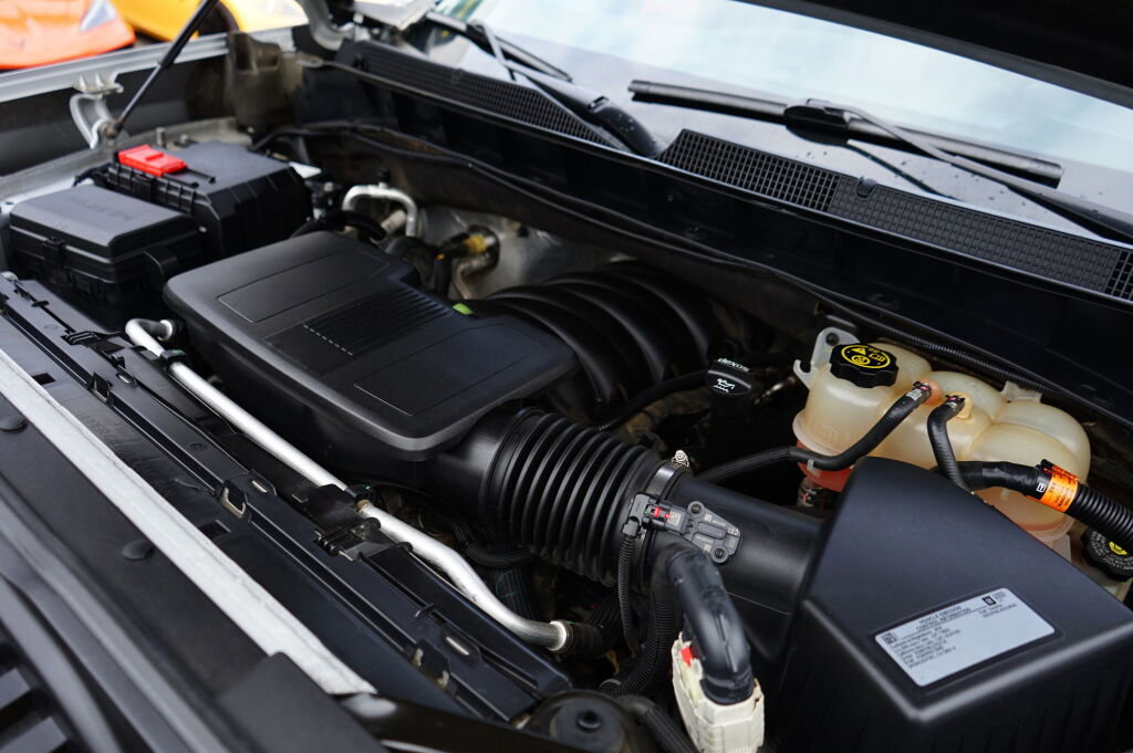 Used 2019 Chevrolet Silverado 1500 LTZ w/ LTZ Plus Package image 9