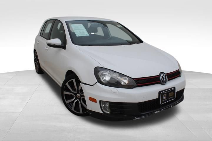 Used 2014 Volkswagen GTI Wolfsburg Edition image 2
