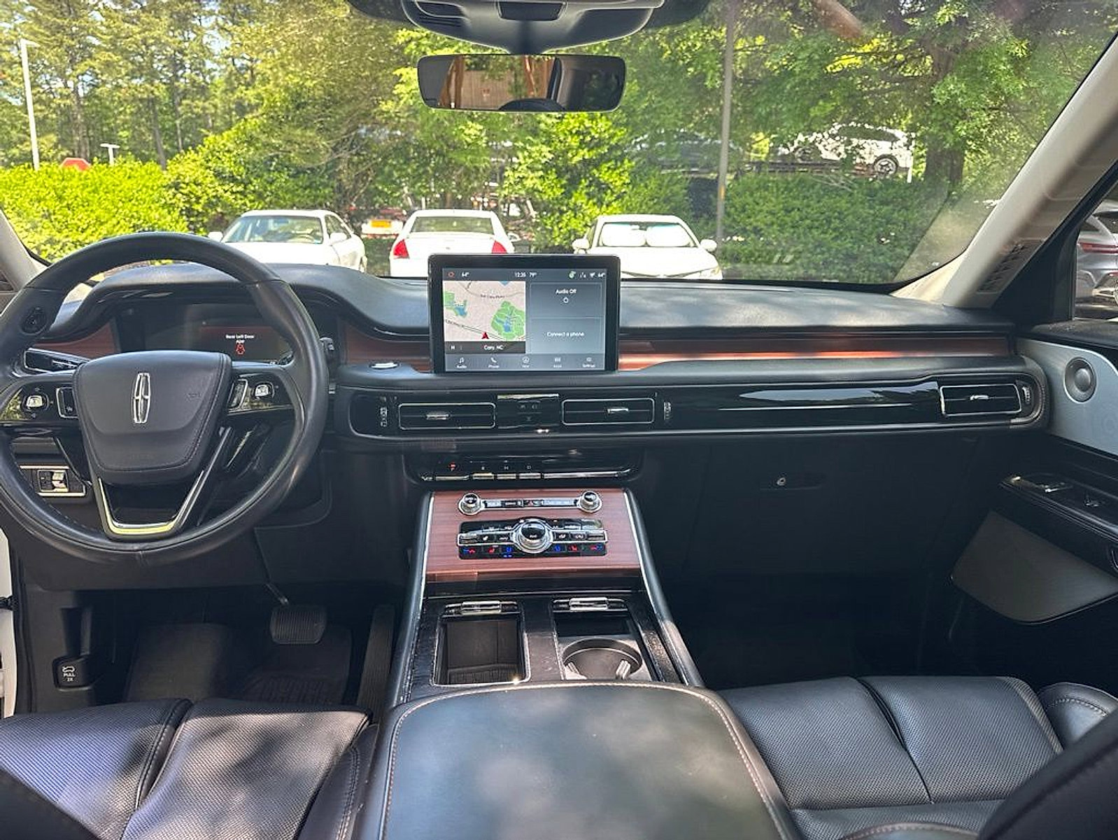 Used 2023 Lincoln Aviator Reserve w/ Equipment Group 201A AWD/4WD image 22