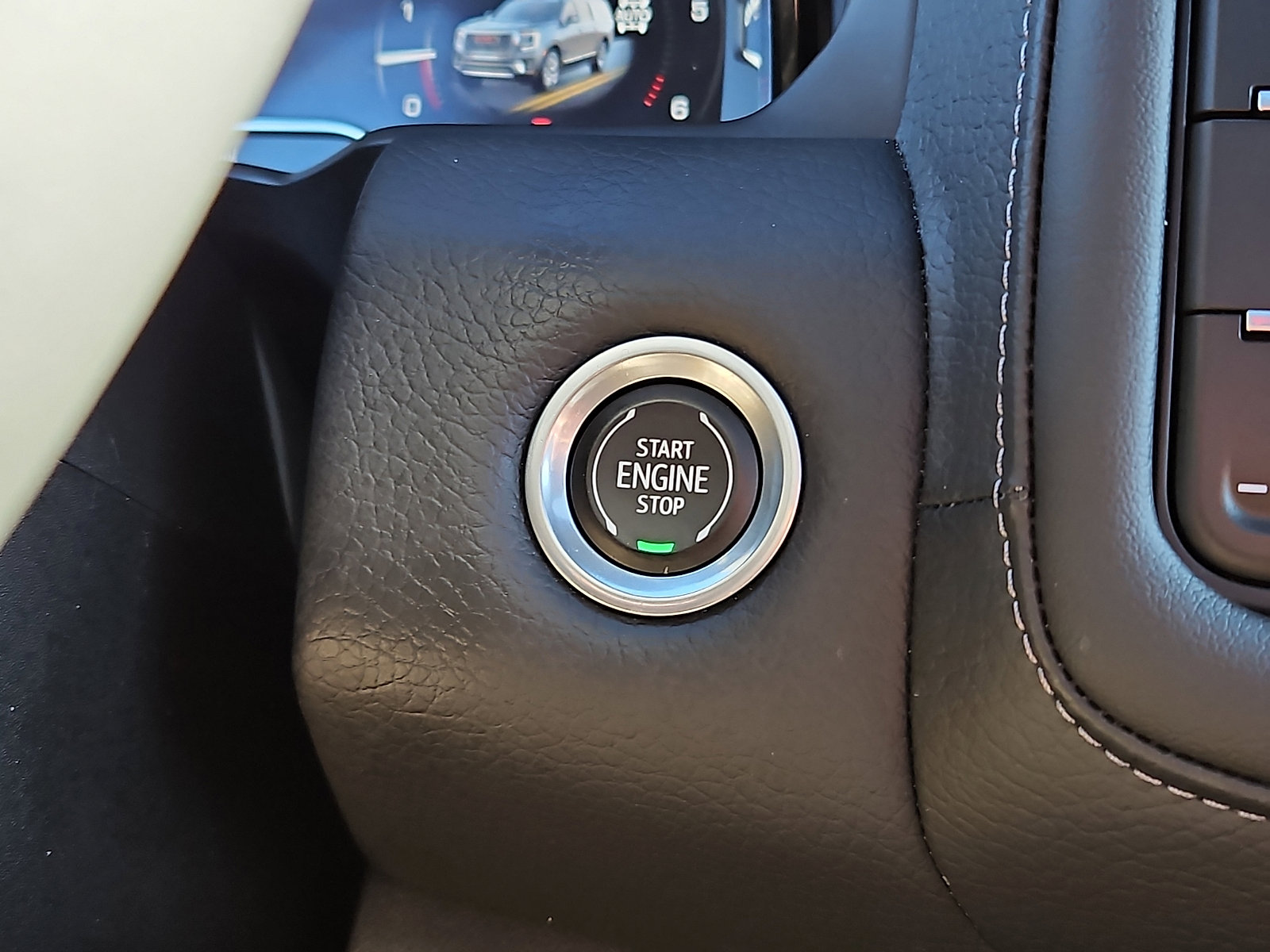 Certified 2023 GMC Yukon XL Denali image 24