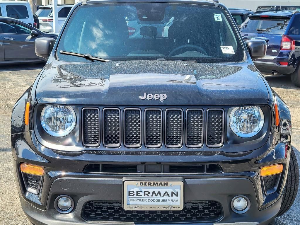Used 2021 Jeep Renegade Latitude FWD image 5