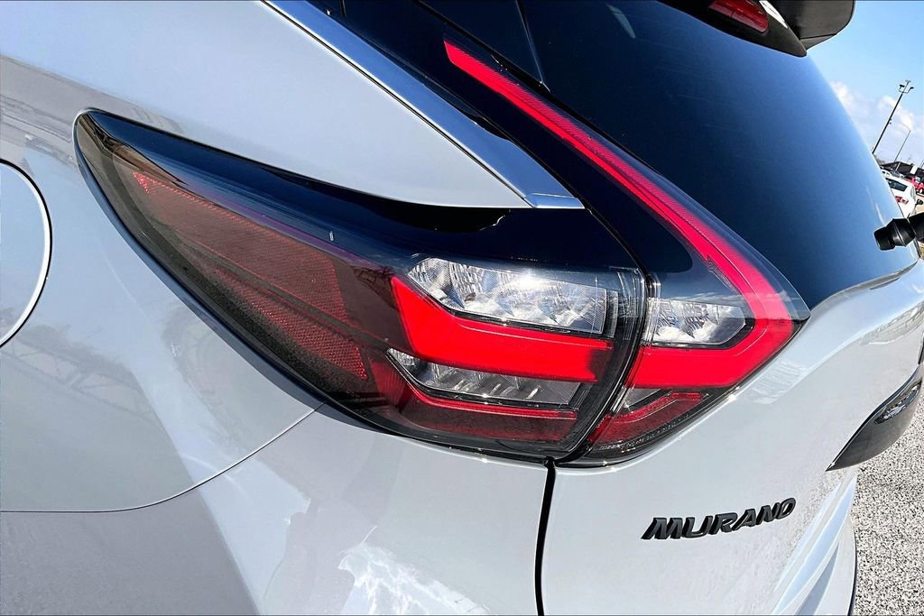 Used 2024 Nissan Murano SV w/ SV Midnight Edition Package image 28