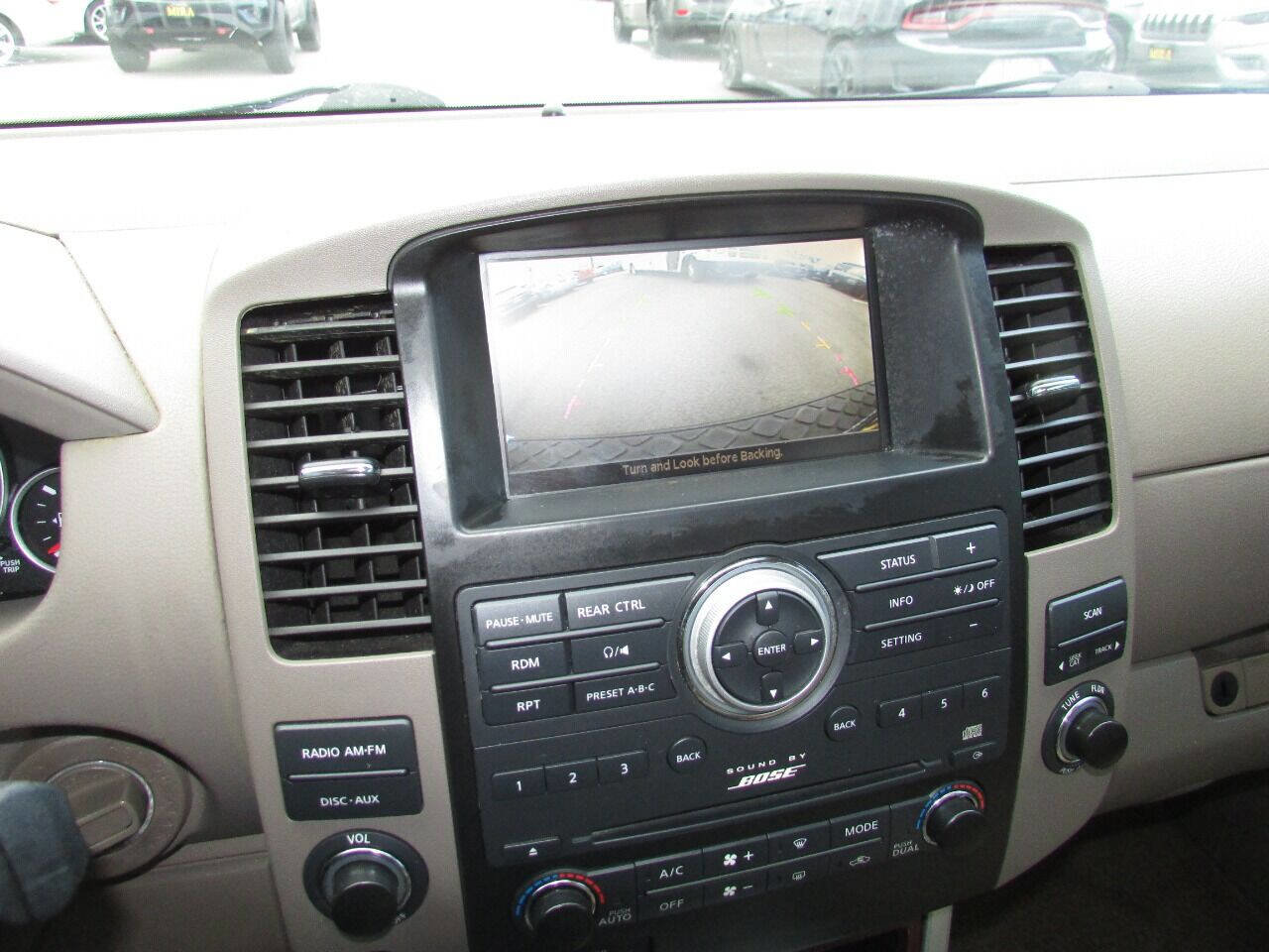Used 2010 Nissan Pathfinder LE image 15