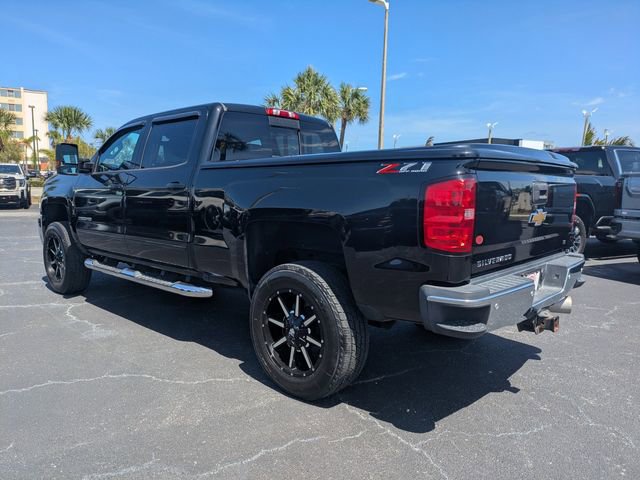 Used 2019 Chevrolet Silverado 2500 LT w/ LT Convenience Package AWD/4WD image 6