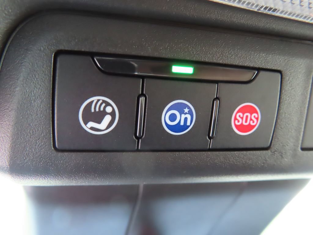 Certified 2024 Chevrolet Colorado LT w/ LT Convenience Package AWD/4WD image 10