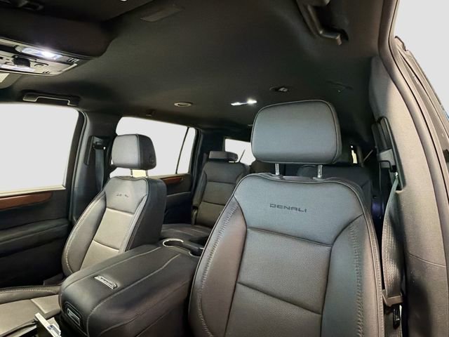 Used 2025 GMC Yukon XL Denali image 21