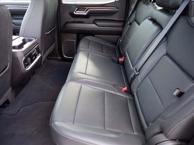Used 2025 GMC Sierra 1500 SLT w/ SLT Premium Plus Package AWD/4WD image 9